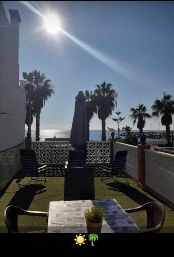 Villa Brisas Del Mar Caleta De Velez Esterno foto
